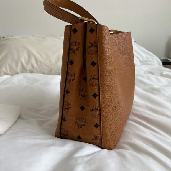 MCM sarah visetos hobo - Picture 4 of 16